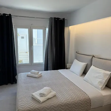 & Cosy Mykonos Town
